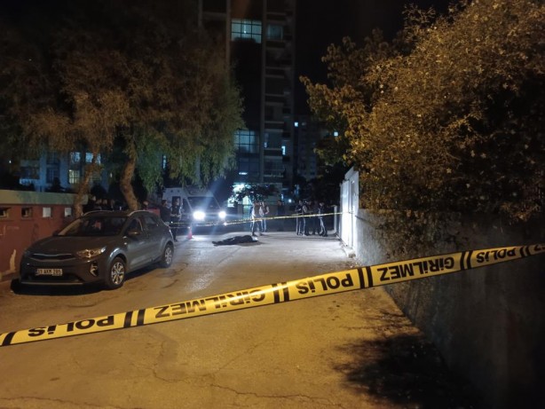 Sokakta yürüyen kişiyi başından vurup öldürdüler