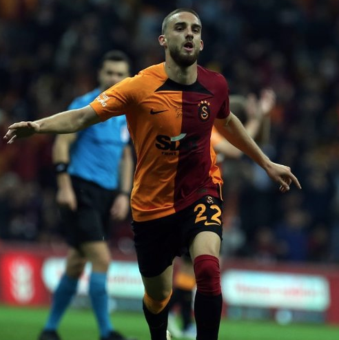 Foto - Şoke eden gelişme: Berkan Kutlu İtalya’da olay oldu! Roma maçında Serie A’yı salladı: Jose Mourinho perişan oldu…