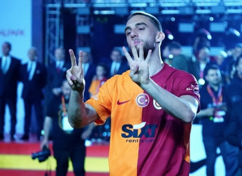 Şoke eden gelişme: Berkan Kutlu İtalya’da olay oldu! Roma maçında Serie A’yı salladı: Jose Mourinho perişan oldu…