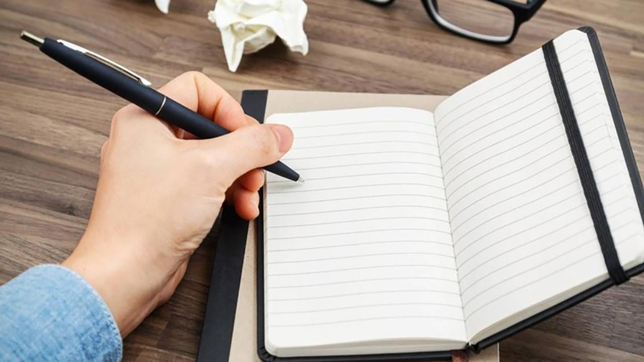 Foto - Solaklara bilimsel uyarı: Bu hastalık sol elini kullananlarda daha sık görülüyor