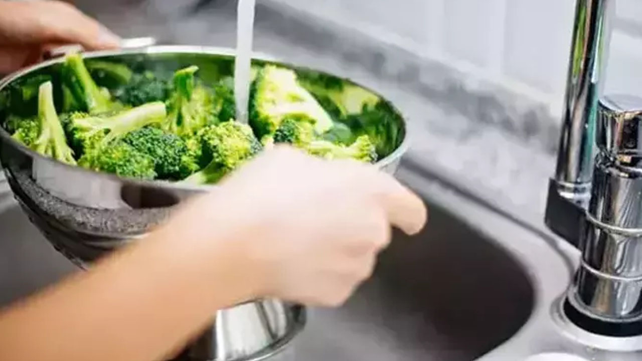 Foto - Solmuş çiçekleriniz saniyesinde eskisi gibi olabilir