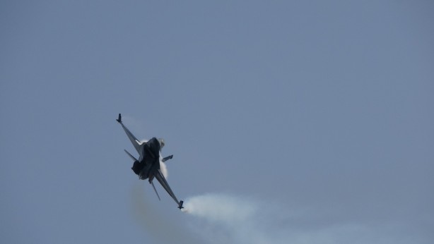 Foto - ‘SOLOTÜRK’ Çanakkale semalarında çocuklar için uçtu