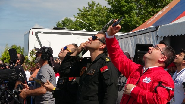 Foto - SOLOTÜRK gösterisi nefes kesti!
