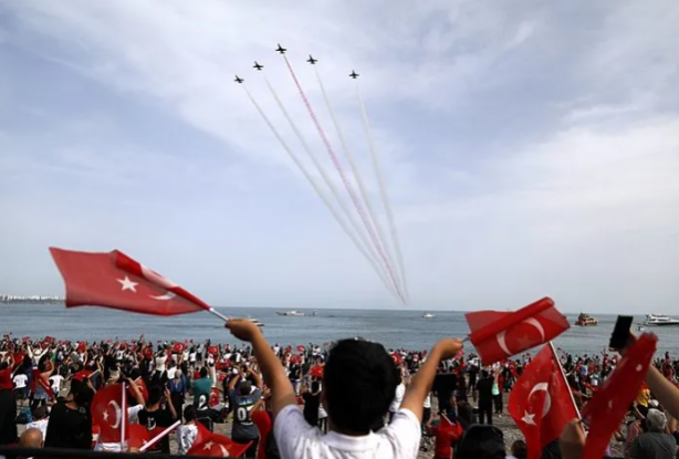 Foto - SOLOTÜRK onlar için uçtu