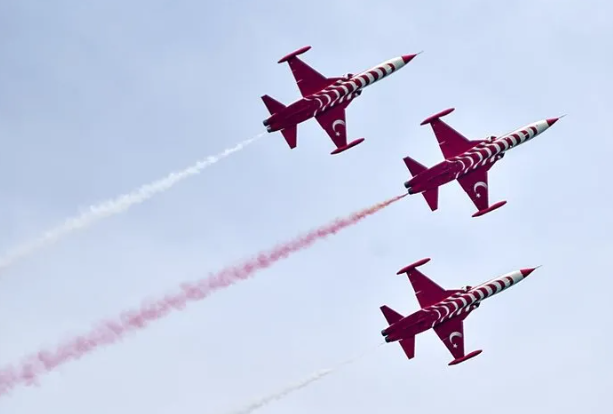 Foto - SOLOTÜRK onlar için uçtu