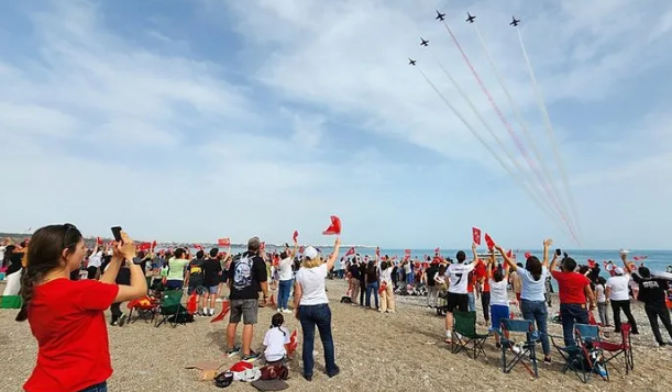 Foto - SOLOTÜRK onlar için uçtu
