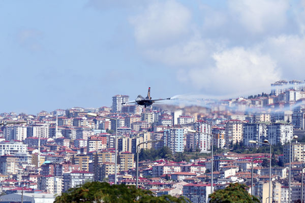 Foto - SOLOTÜRK Trabzon'da nefes kesti