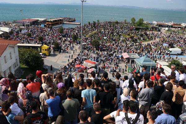 Foto - SOLOTÜRK'ten nefes kesen gösteri