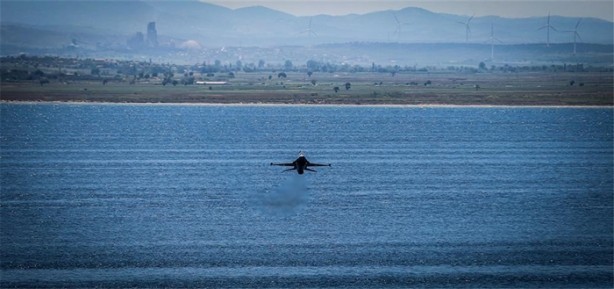 Foto - SOLOTÜRK'ün provası nefes kesti
