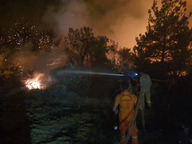 Foto - Soma'daki yangına müdahale devam ediyor