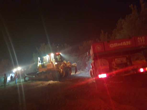 Foto - Soma'daki yangına müdahale devam ediyor