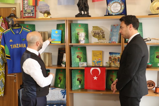 Foto - Bölgedeki onlarca ülke zincirlerini kırdı! Türkiye'nin kapısını çalmaya hazırlanıyor