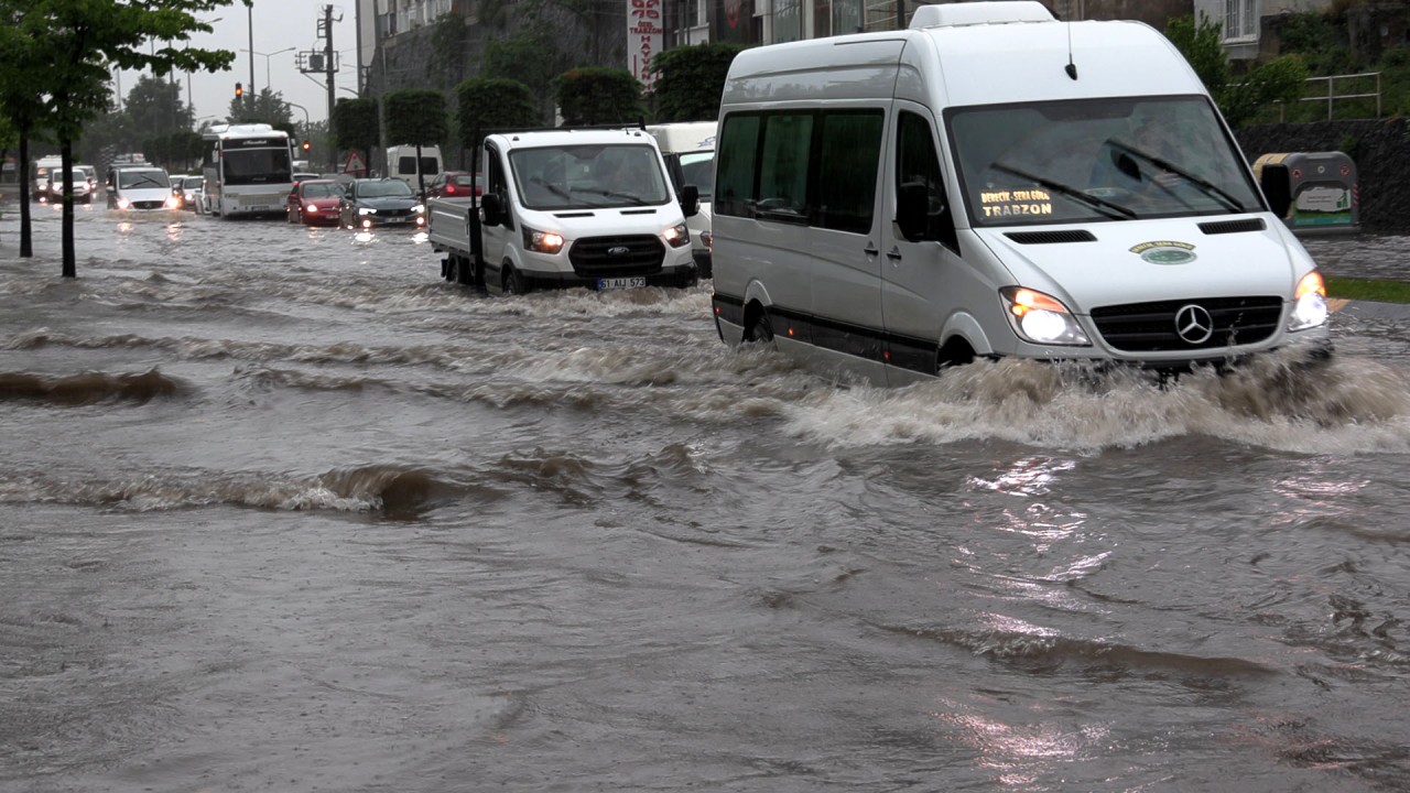 Son 15 yılda 3 kat arttı Meteorolojik afetler korkutuyor