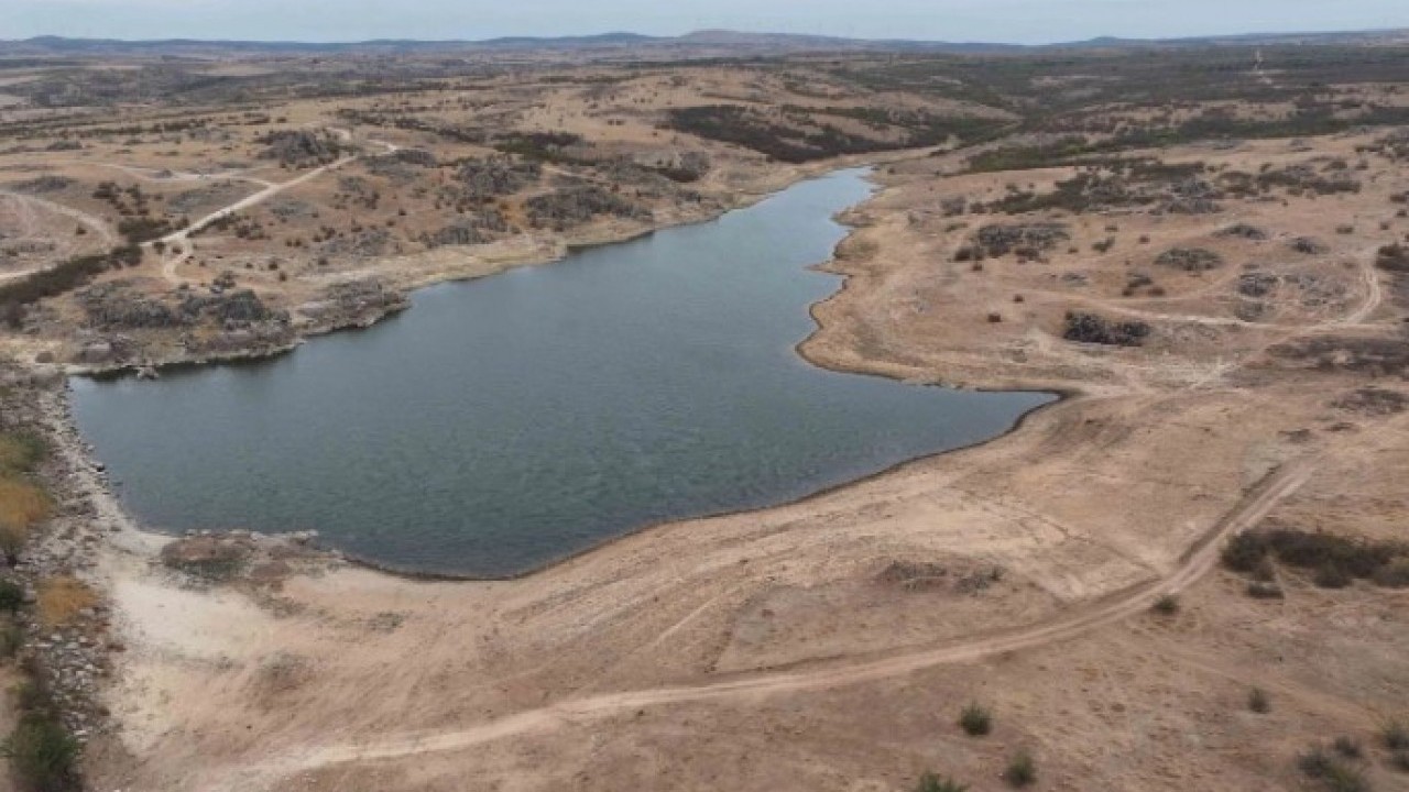 Foto - Son 65 yılın en büyük kuraklığı! Su seviyesinde kritik düşüş