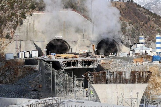 Foto - Son 90 metre! 2 şehir arası 40 dakikaya düşüyor