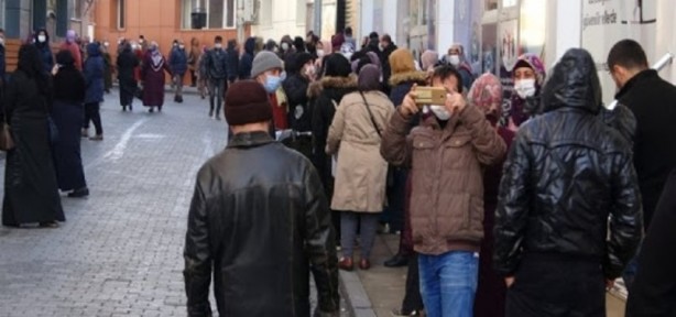 Foto - Son 91 yılın sıcaklık rekoru kırıldı! O ilimizde vatandaşlar sokaklara akın etti