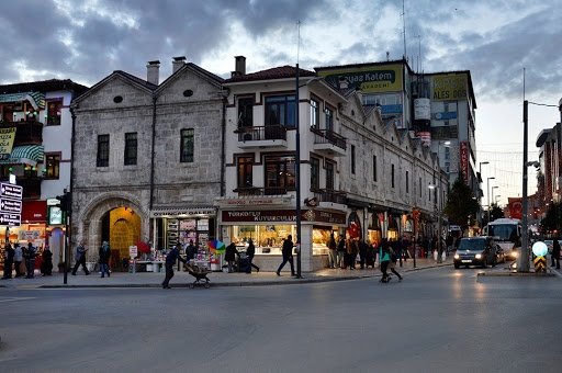 Foto - Son 91 yılın sıcaklık rekoru kırıldı! O ilimizde vatandaşlar sokaklara akın etti
