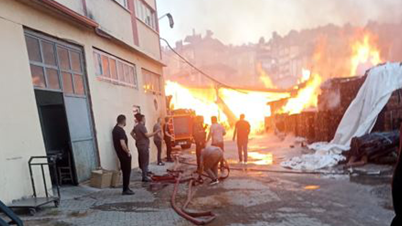 Foto - Son anda facianın eşiğinden dönüldü! Silah fabrikasında korkunç olay
