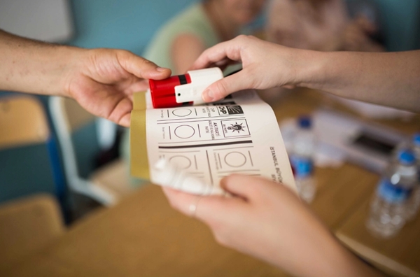 Foto - Son anket sonuçları açıklandı! Cumhurbaşkanı Erdoğan ilk turda kazanıyor