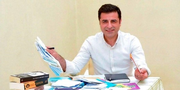 Foto - Son ankette çarpıcı sonuç! Türkiye'ye savaş açılırsa...