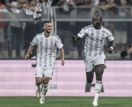 Foto - Son dakika Beşiktaş transfer haberi: Dünya yıldızı Kartal oluyor! Atiba devreye girdi...
