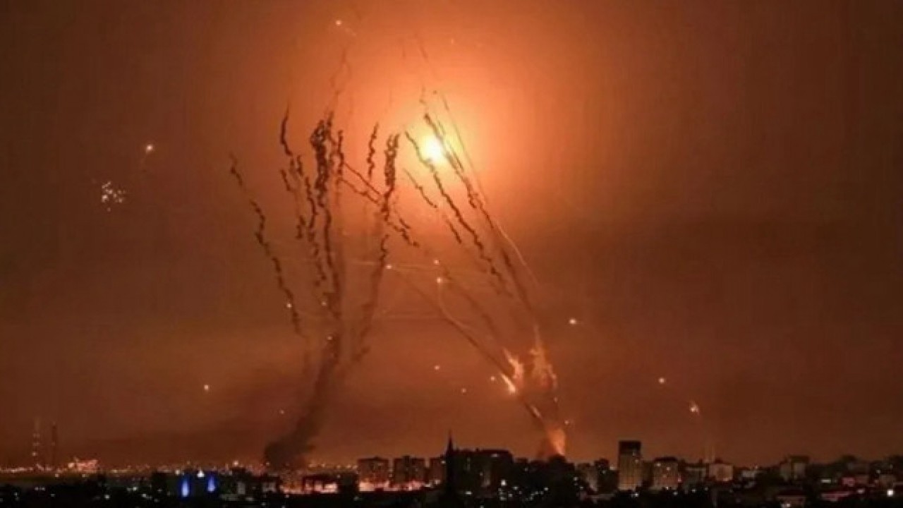 Foto - Son dakika: İsrail balistik füzeyle vuruldu