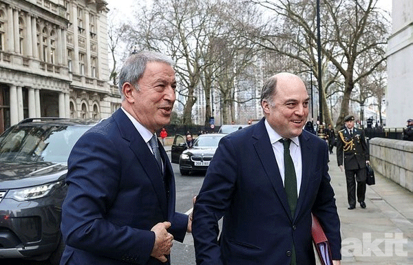 Foto - Son dakika: Milli Savunma Bakanı Hulusi Akar Prag’da! Bakan Akar'dan Kılıçdaroğlu ve Babacan'a çok sert tepki.
