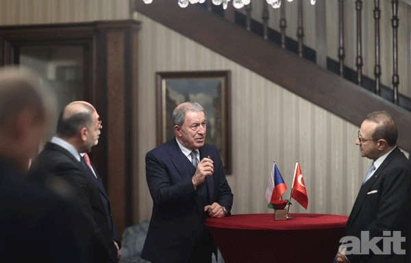 Foto - Son dakika: Milli Savunma Bakanı Hulusi Akar Prag’da! Bakan Akar'dan Kılıçdaroğlu ve Babacan'a çok sert tepki.