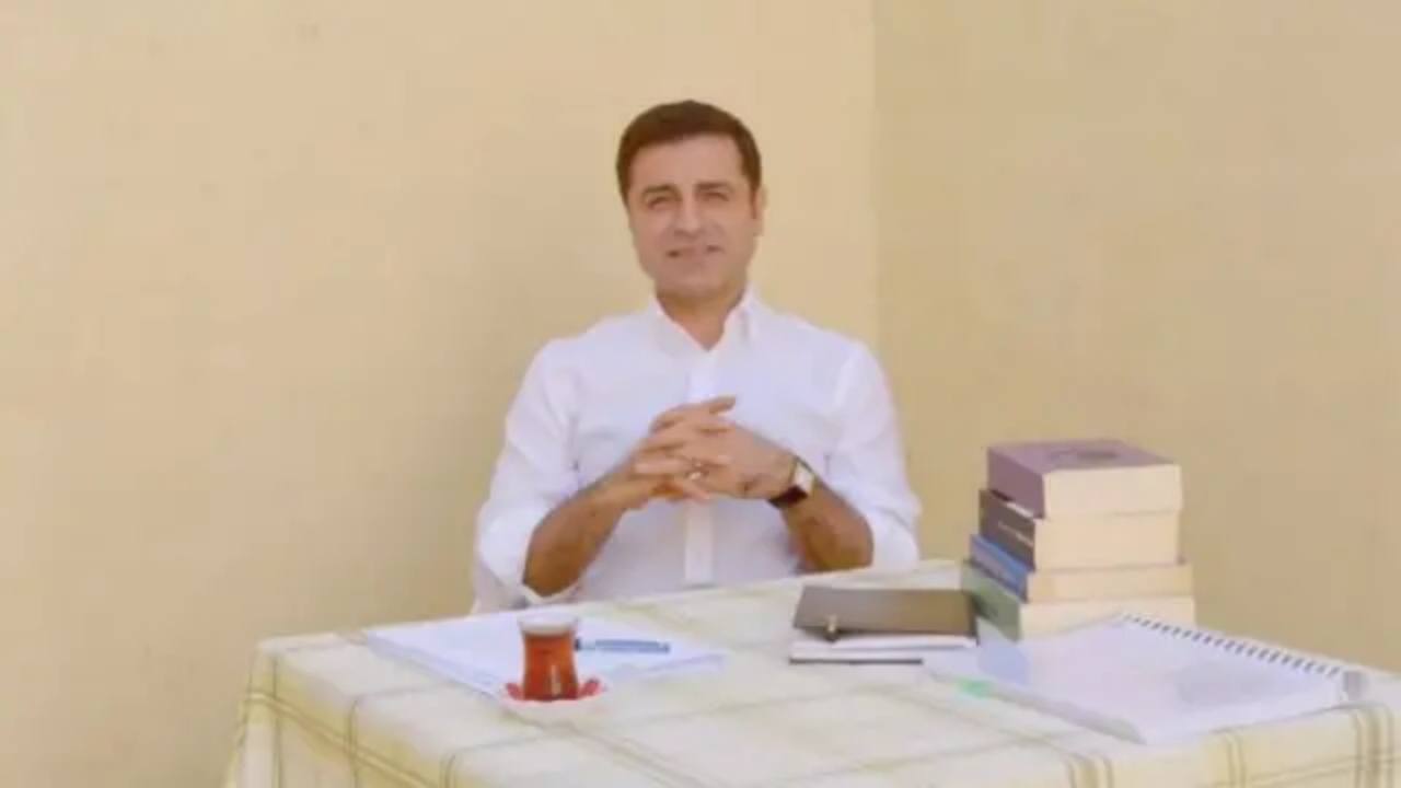 Son dakika olarak duyuruldu! PKK’nın feshi sonrası dikkat çeken "Selahattin Demirtaş" gelişmesi