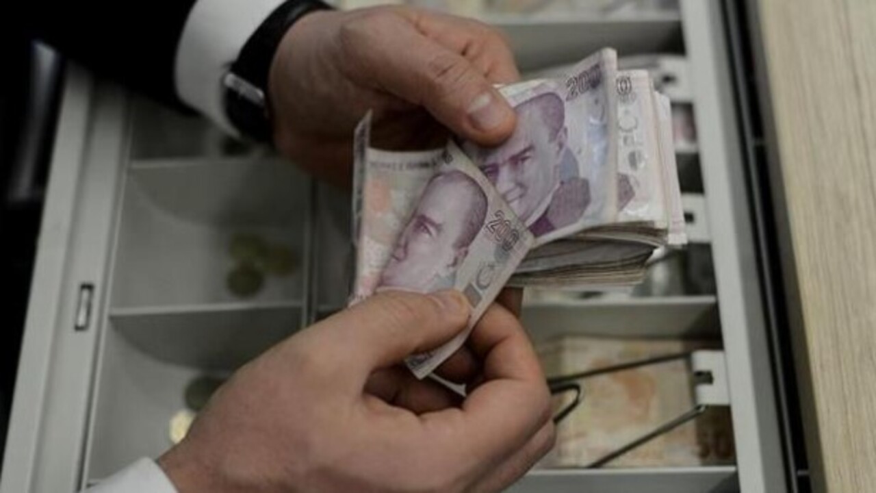 Son durum belli oldu! Emekli bayram ikramiyesi ne kadar olacak?