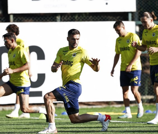 Son gelişmeyi duyurdu: Fenerbahçe'den 00.00 operasyonu! Bakalım olacak mı?