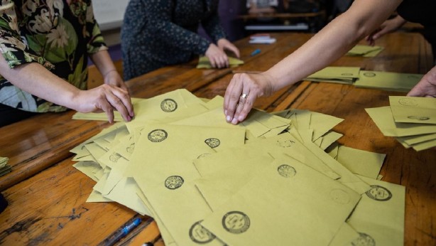 Foto - Son İstanbul anketinin sonucu tüm Türkiye'ye duyuruldu! 9,3'lük oran herkesi şok içerisinde bıraktı