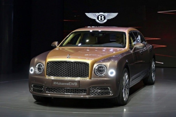 Foto - Son model otomobiller görücüye çıktı