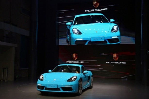 Foto - Son model otomobiller görücüye çıktı