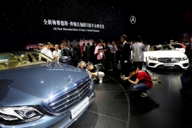 Foto - Son model otomobiller görücüye çıktı