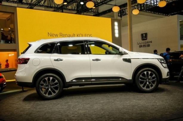 Foto - Son model otomobiller görücüye çıktı