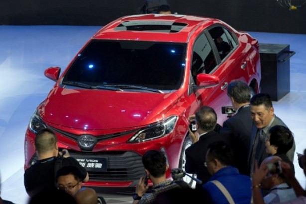 Foto - Son model otomobiller görücüye çıktı