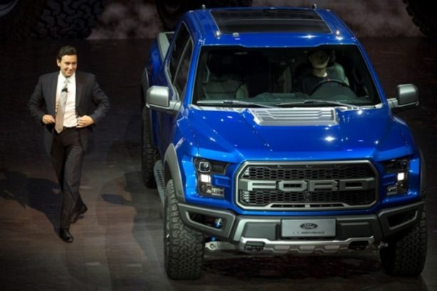 Foto - Son model otomobiller görücüye çıktı