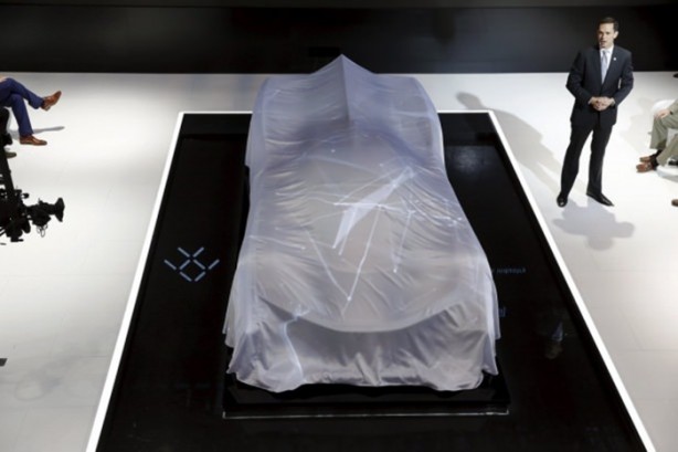 Foto - Son model otomobiller görücüye çıktı