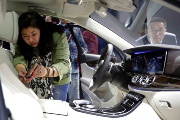 Foto - Son model otomobiller görücüye çıktı