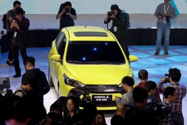 Foto - Son model otomobiller görücüye çıktı