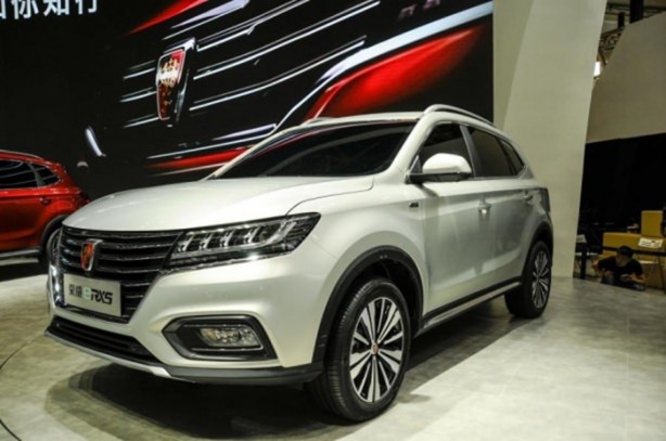 Foto - Son model otomobiller görücüye çıktı