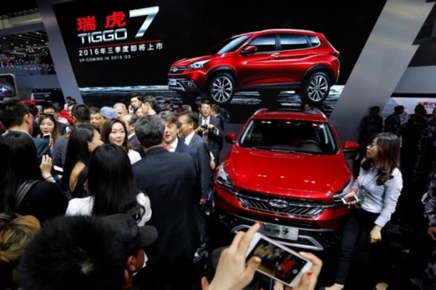 Foto - Son model otomobiller görücüye çıktı