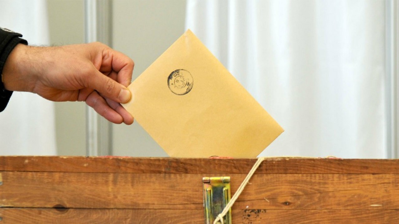 Foto - Son seçim anketi Türkiye'ye duyuruldu: AK Parti'nin oy oranı gündem oldu