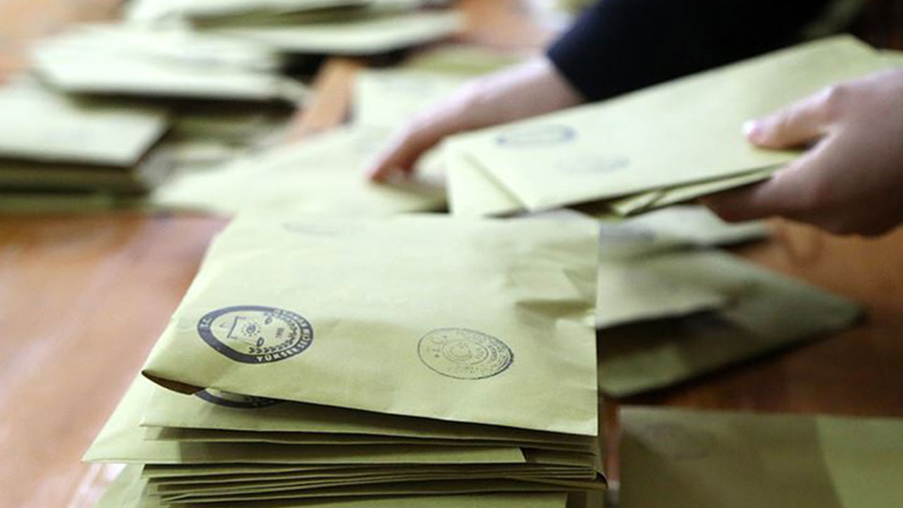 Foto - Son seçim anketi Türkiye'ye duyuruldu! CHP'ye büyük gaz