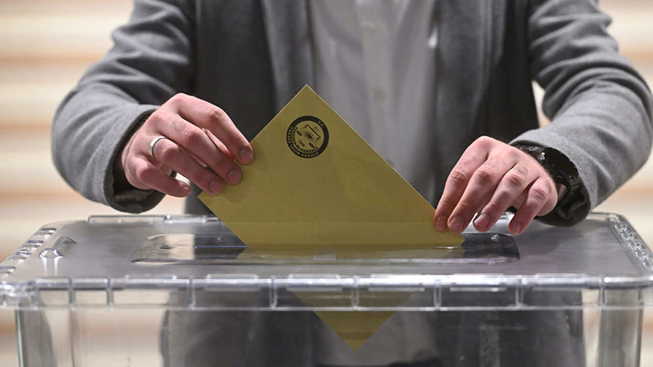 Foto - Son seçim anketi Türkiye'ye duyuruldu! CHP'ye büyük gaz