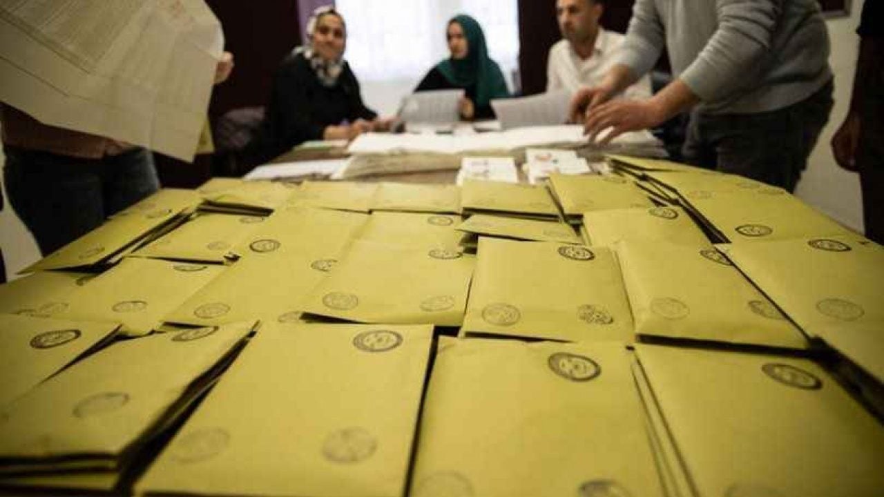 Foto - Son seçim anketinin sonucu Türkiye'ye ilan edildi: Fark füze gibi fırladı, rakam öyle böyle değil