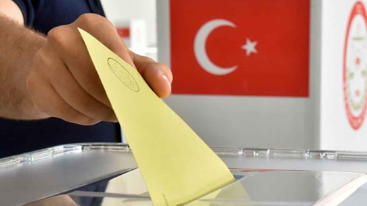 Foto - Son seçim anketinin sonucu Türkiye'ye ilan edildi! O oy oranı gündemi sarstı