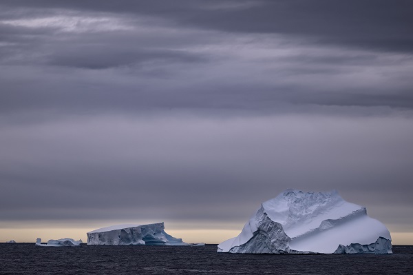 Foto - Son yıllarda sayıları hızla artıyor! Güney Okyanusu'nda yüzen buz dağlarının sırrı ne?