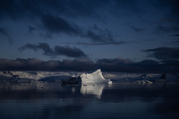 Foto - Son yıllarda sayıları hızla artıyor! Güney Okyanusu'nda yüzen buz dağlarının sırrı ne?